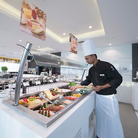 Ibis Styles Manama Diplomatic Area Hotel Buitenkant foto