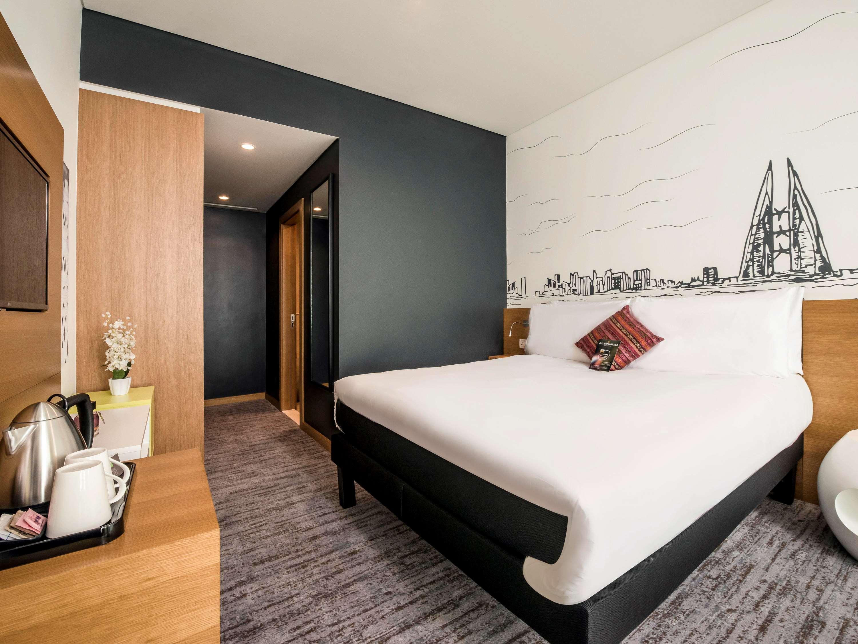 Ibis Styles Manama Diplomatic Area Hotel Buitenkant foto