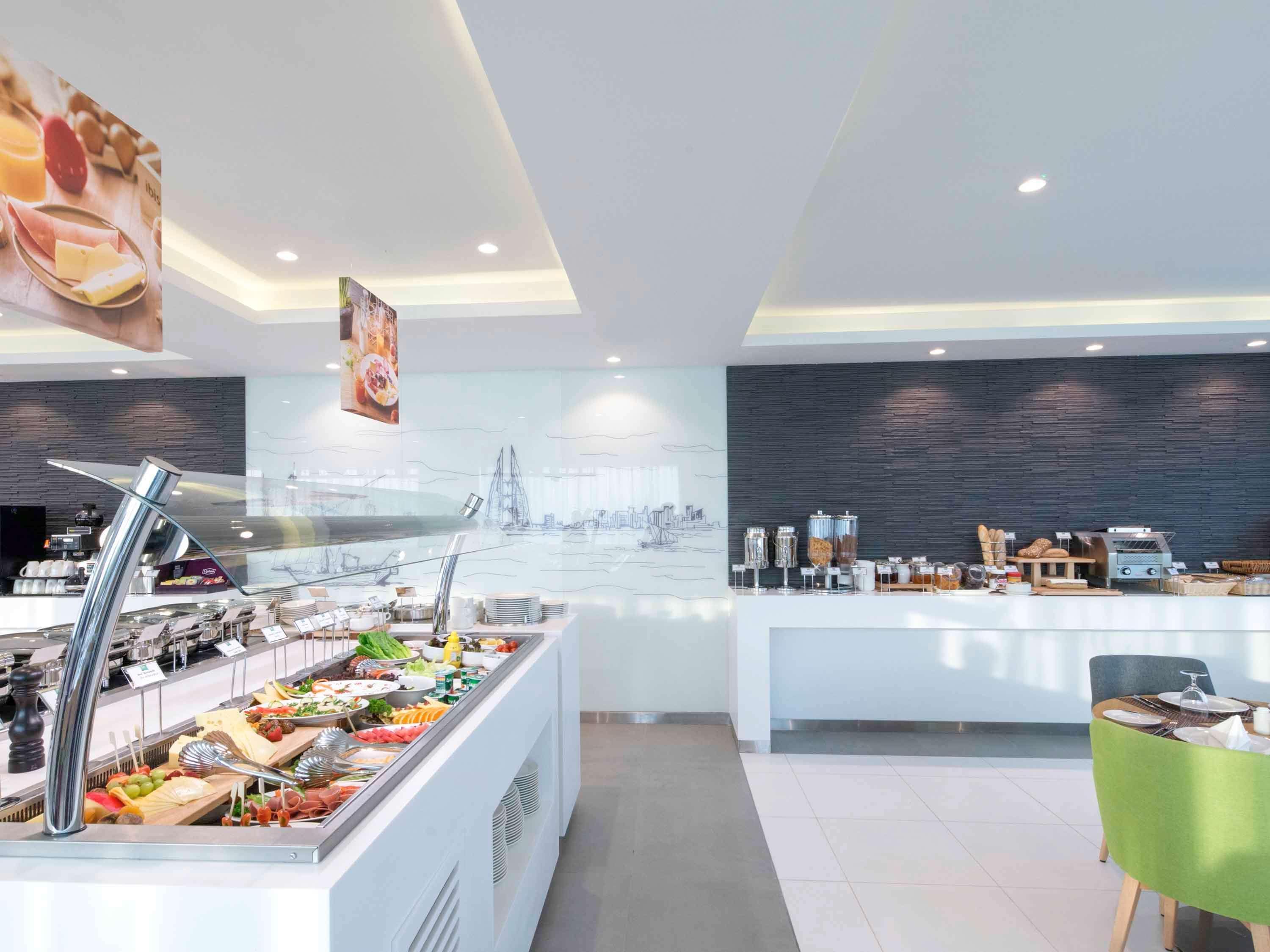 Ibis Styles Manama Diplomatic Area Hotel Buitenkant foto