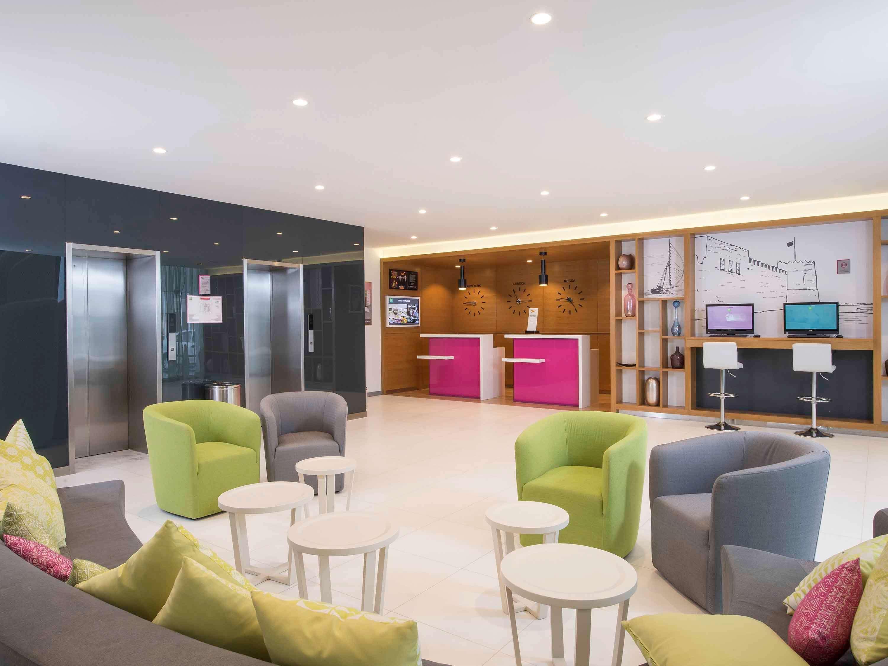 Ibis Styles Manama Diplomatic Area Hotel Buitenkant foto