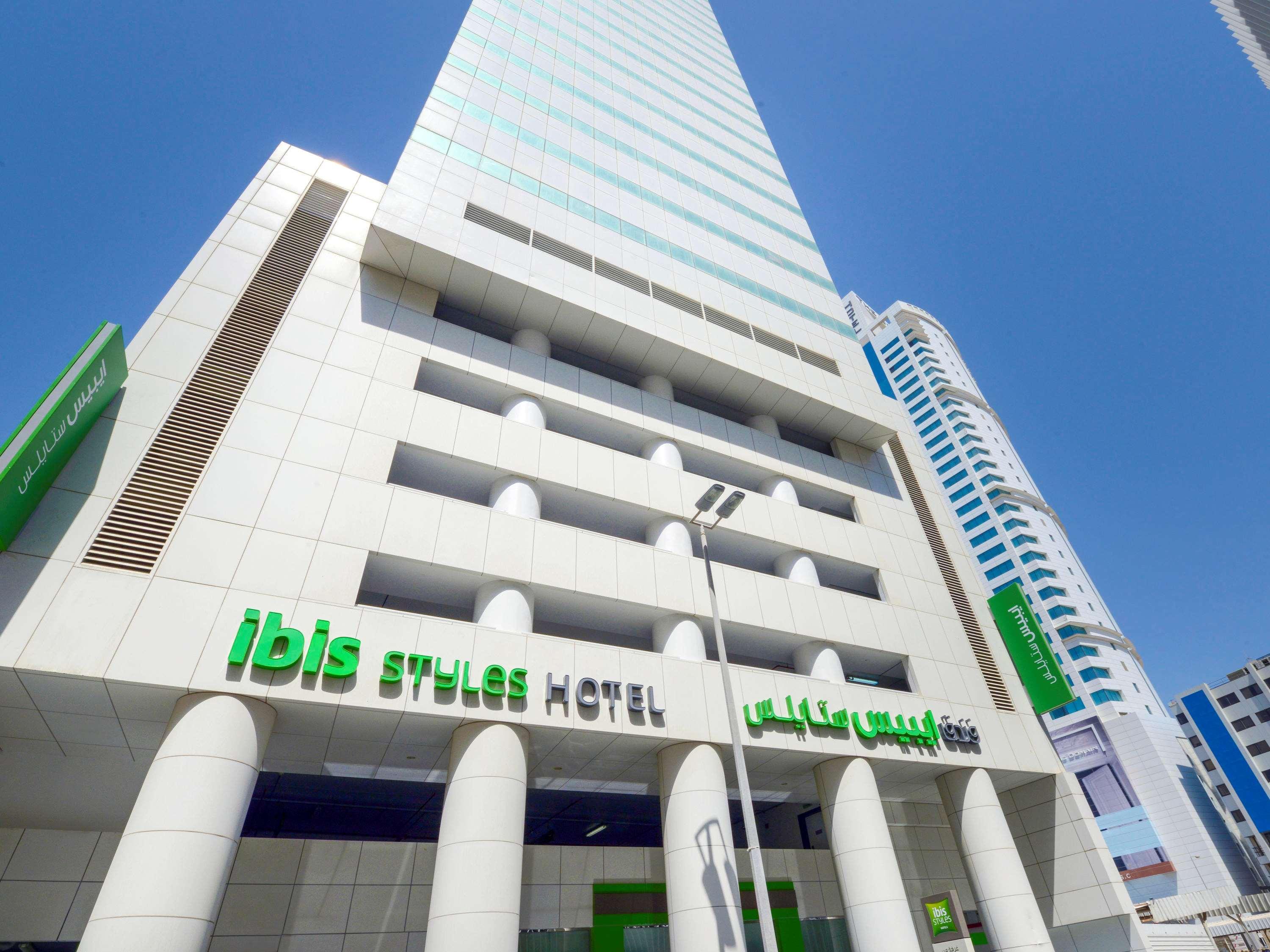 Ibis Styles Manama Diplomatic Area Hotel Buitenkant foto