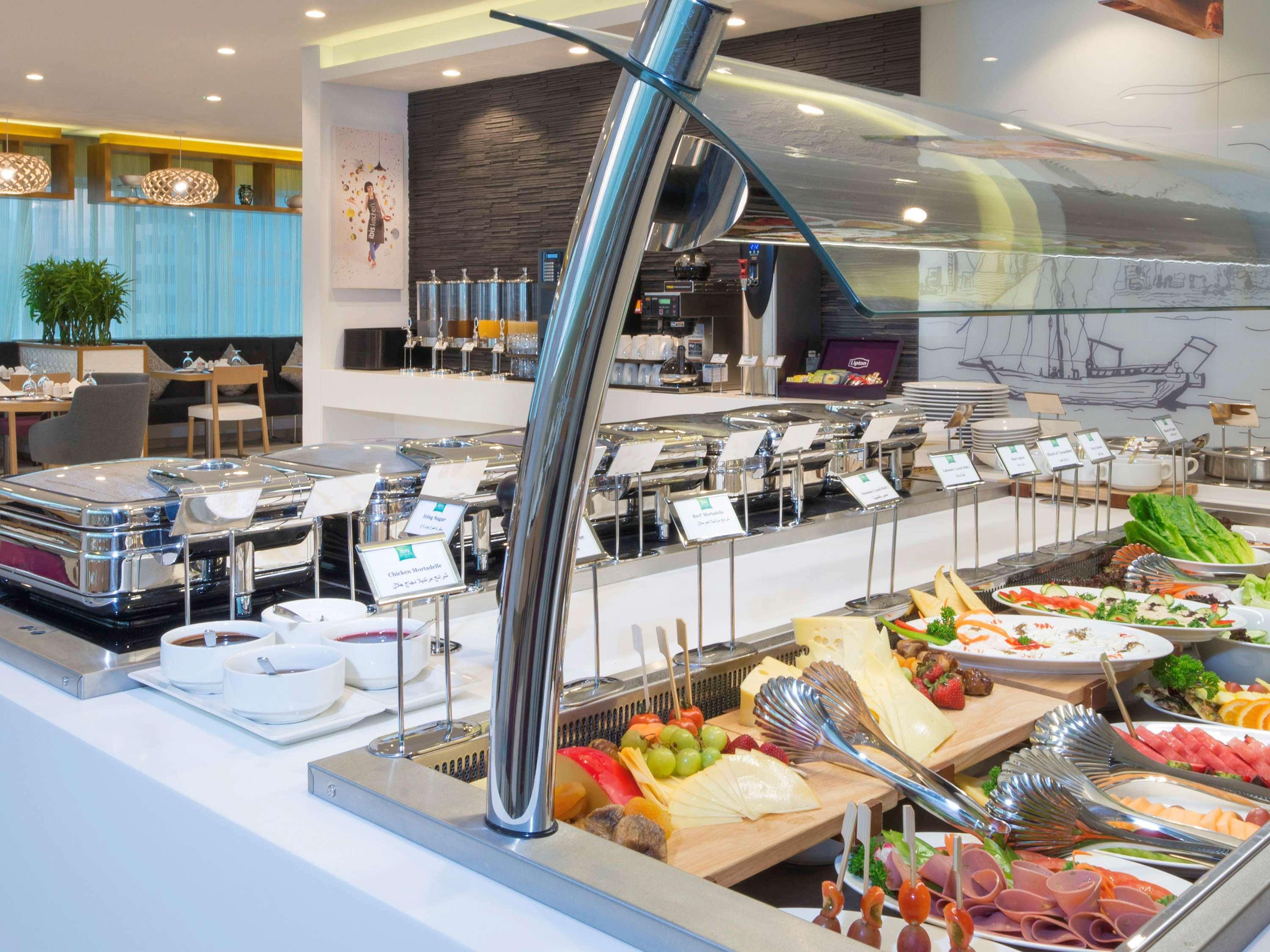 Ibis Styles Manama Diplomatic Area Hotel Buitenkant foto