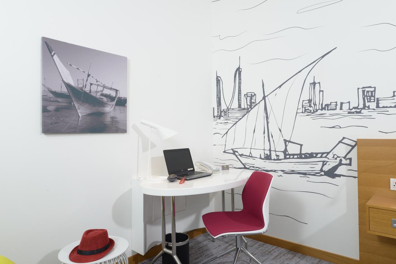 Ibis Styles Manama Diplomatic Area Hotel Buitenkant foto